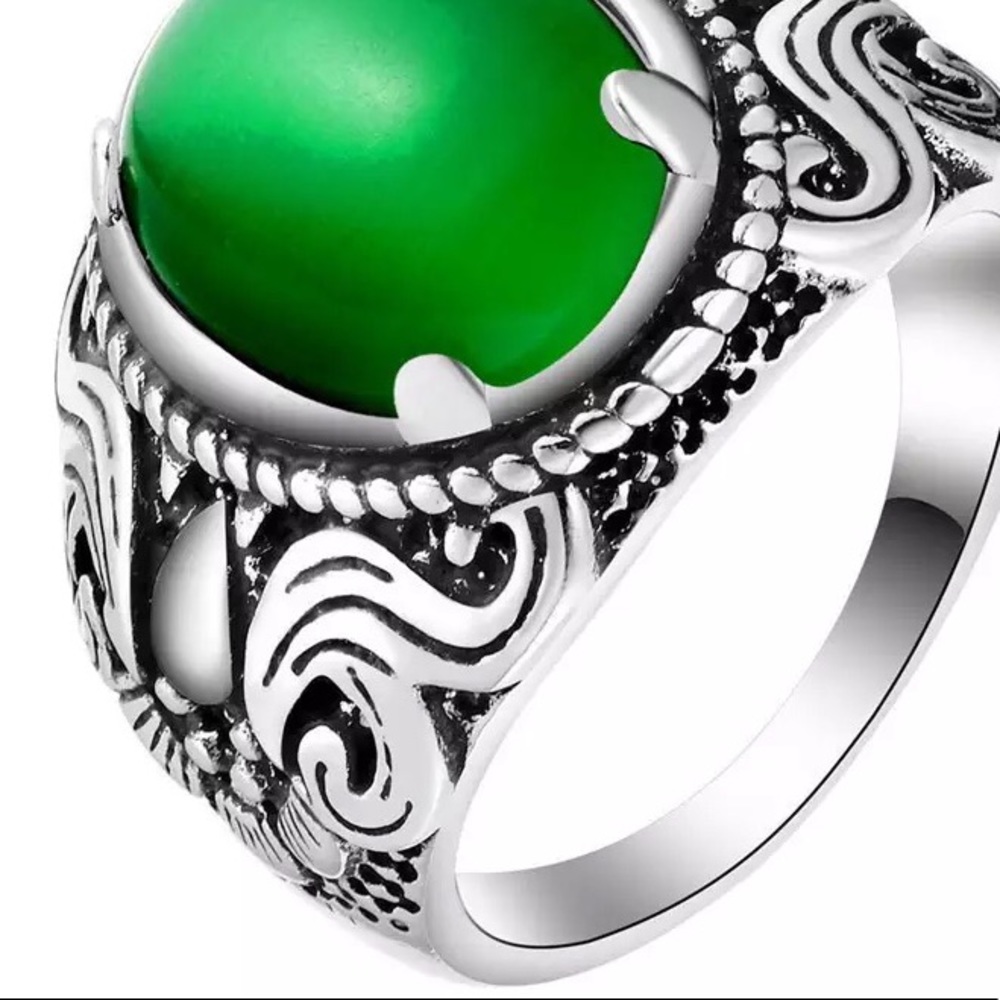 Moon Stone Ring - Picture 2 of 2